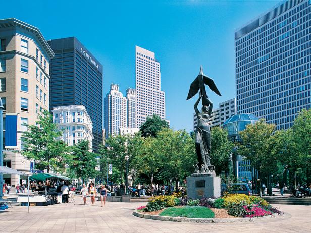Atlanta, GA. Coolest Neighborhoods : Woodruff Park Atlanta, GA. Coolest Neighborhoods : Woodruff Park