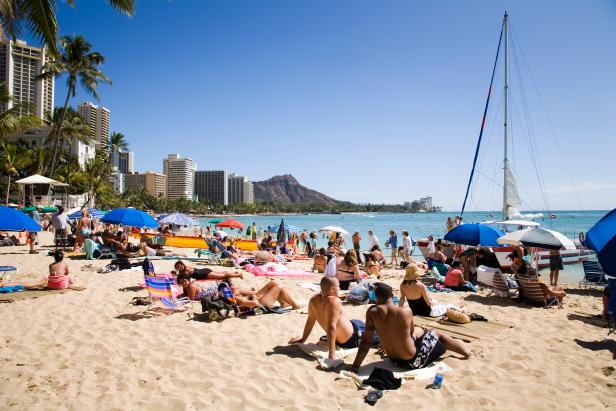 Waikiki Beach in Honolulu, Hawaii Waikiki Beach in Honolulu, Hawaii