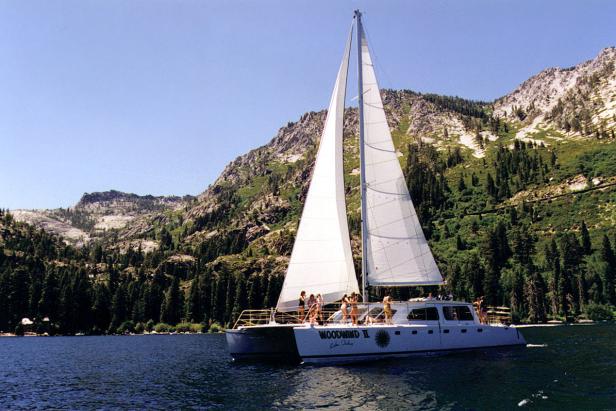 Sailing on Lake Tahoe Sailing on Lake Tahoe