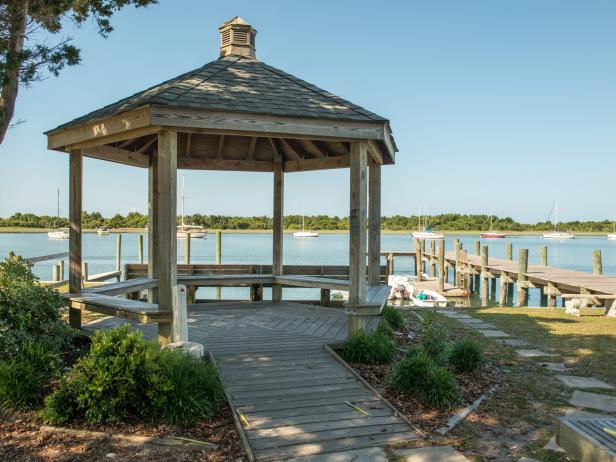 Waterfront Gazebo in Beaufort, N.C. Waterfront Gazebo in Beaufort, N.C.