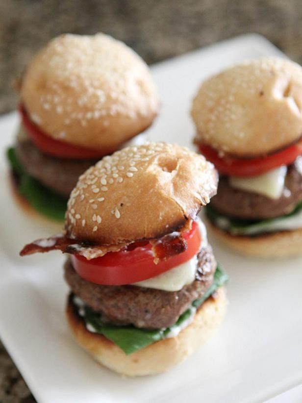 How to make cheeseburger sliders How to make cheeseburger sliders