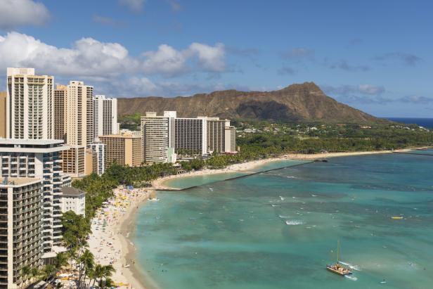 Waikiki Beach in Honolulu, Hawaii Waikiki Beach in Honolulu, Hawaii